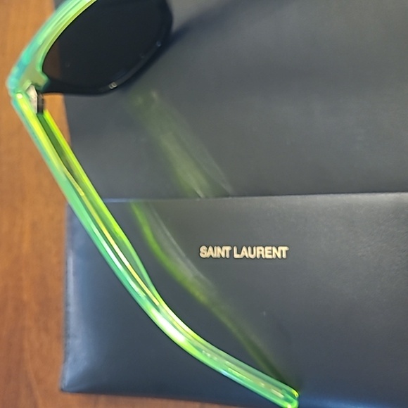 Saint Laurent lime green sunglasses Eyewear - Picture 4 of 5